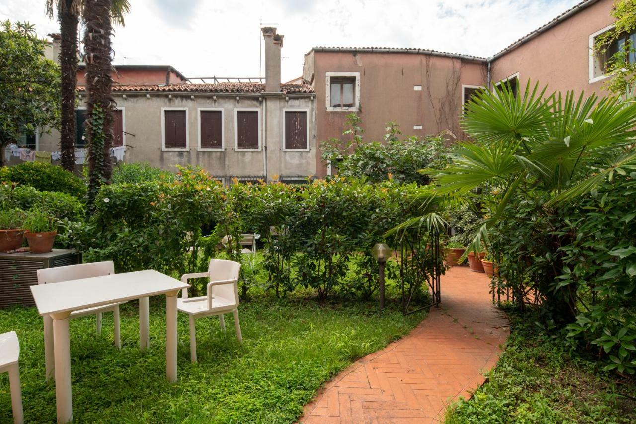 Garden Apartment เวนิส ภายนอก รูปภาพ